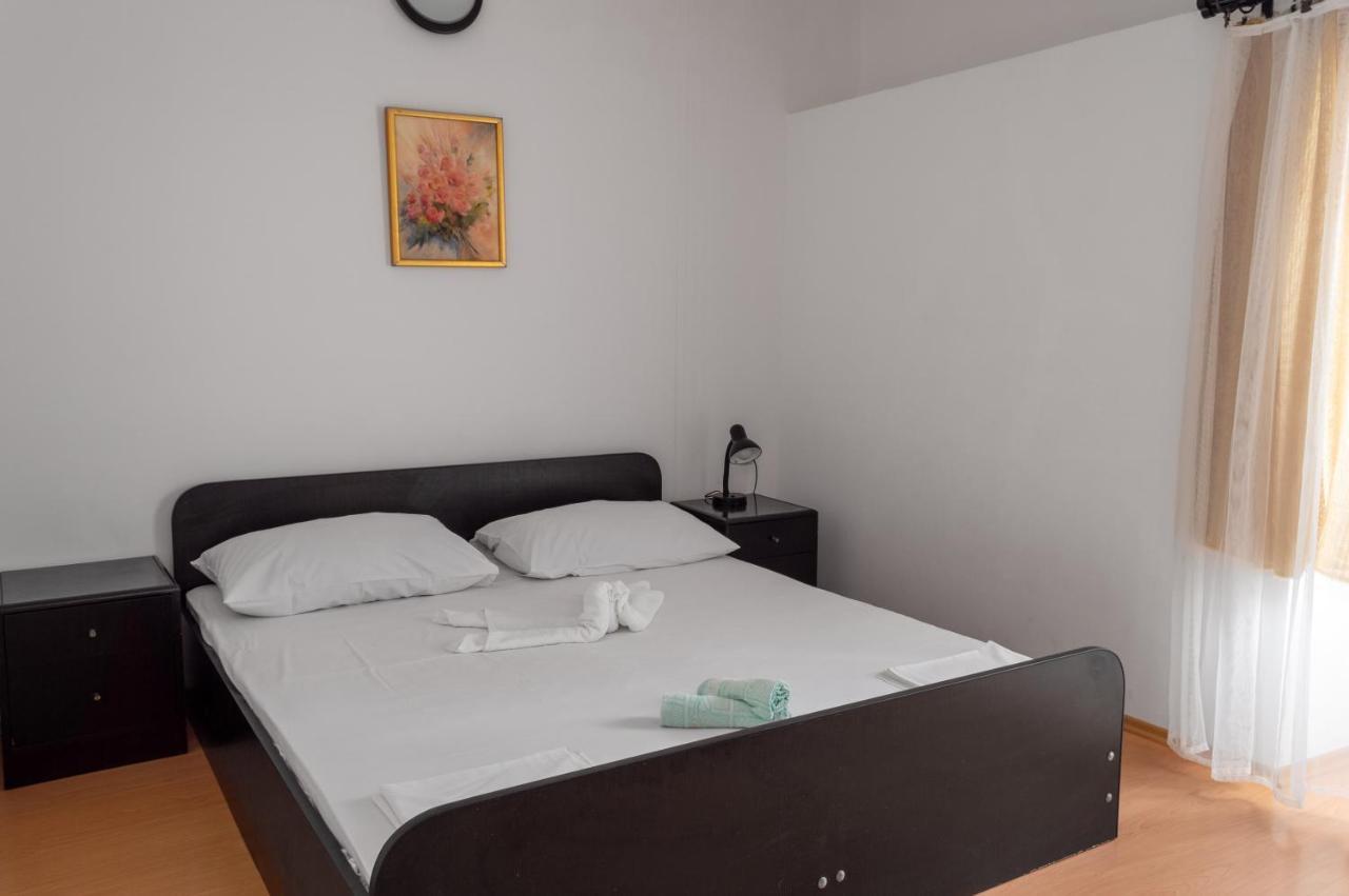 Apartments Ivica - Beachfront Drvenik  Δωμάτιο φωτογραφία